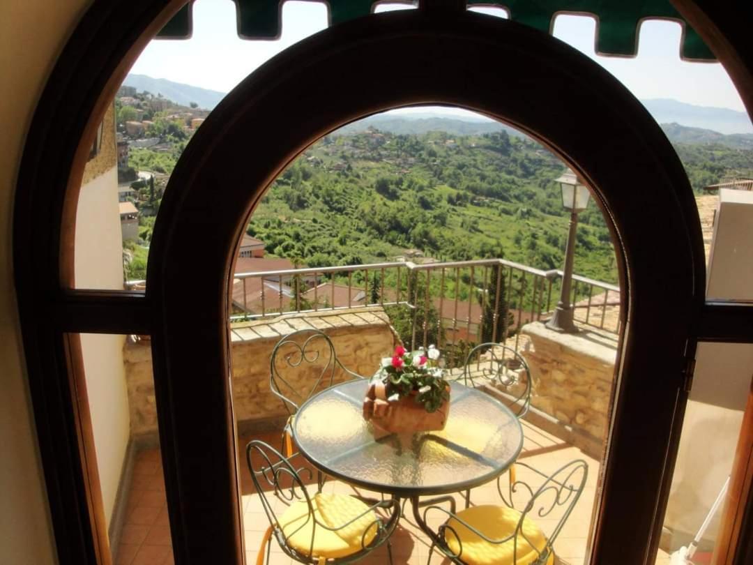 La Loggetta Di Apricus Vila Olevano Romano Exterior foto